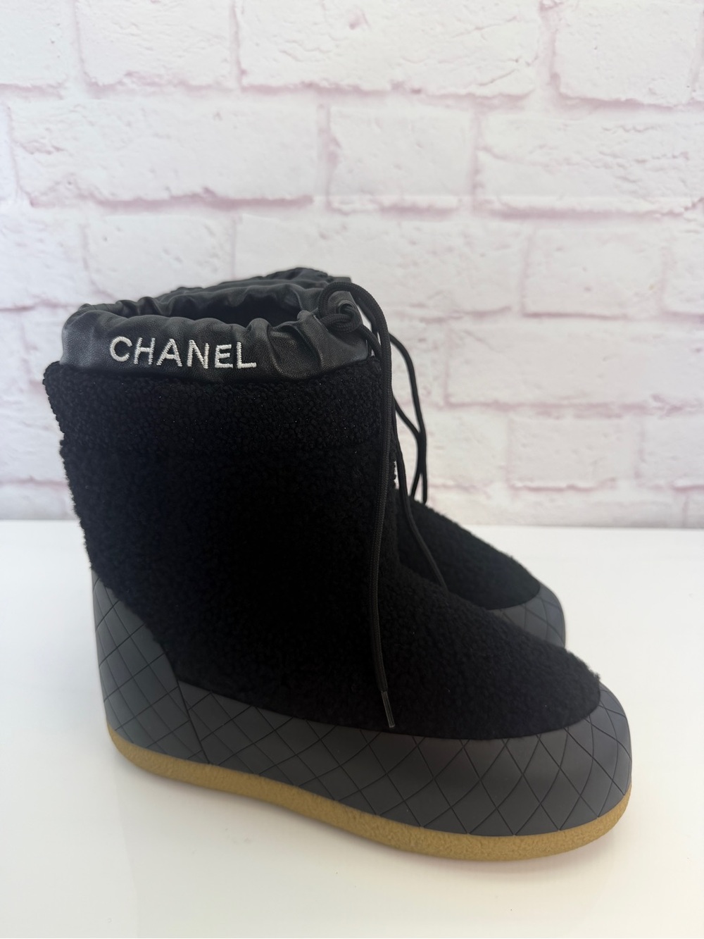 Chanel Tweed Shearling Sheepskin Drawstring Snow Ankle Boots 39 Black